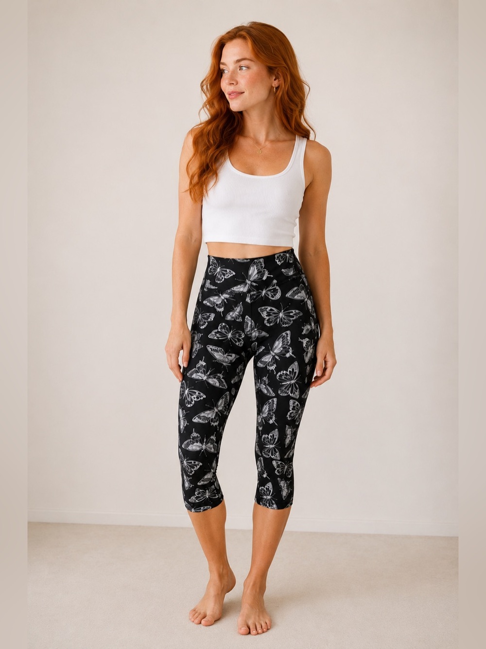 High Rise Butterfly Print Capri Leggings Black White 3/4 Length Stretch